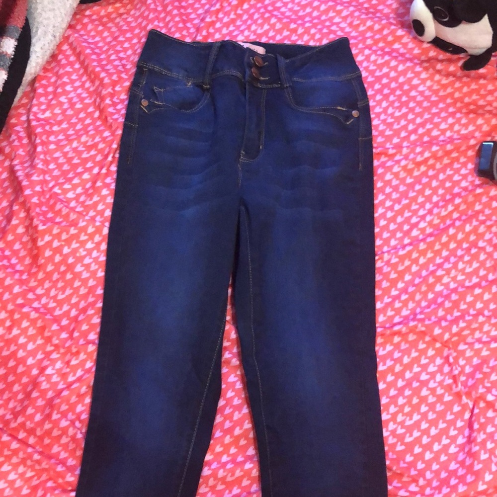 Dark blue skinny jeans size 5 brand is “Hailey made with love”